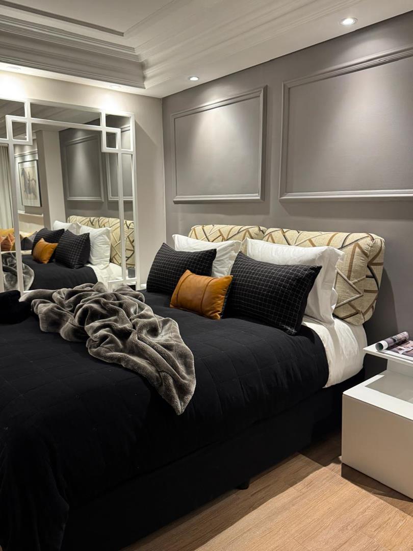 0 Bedroom Property for Sale in Sea Point Western Cape